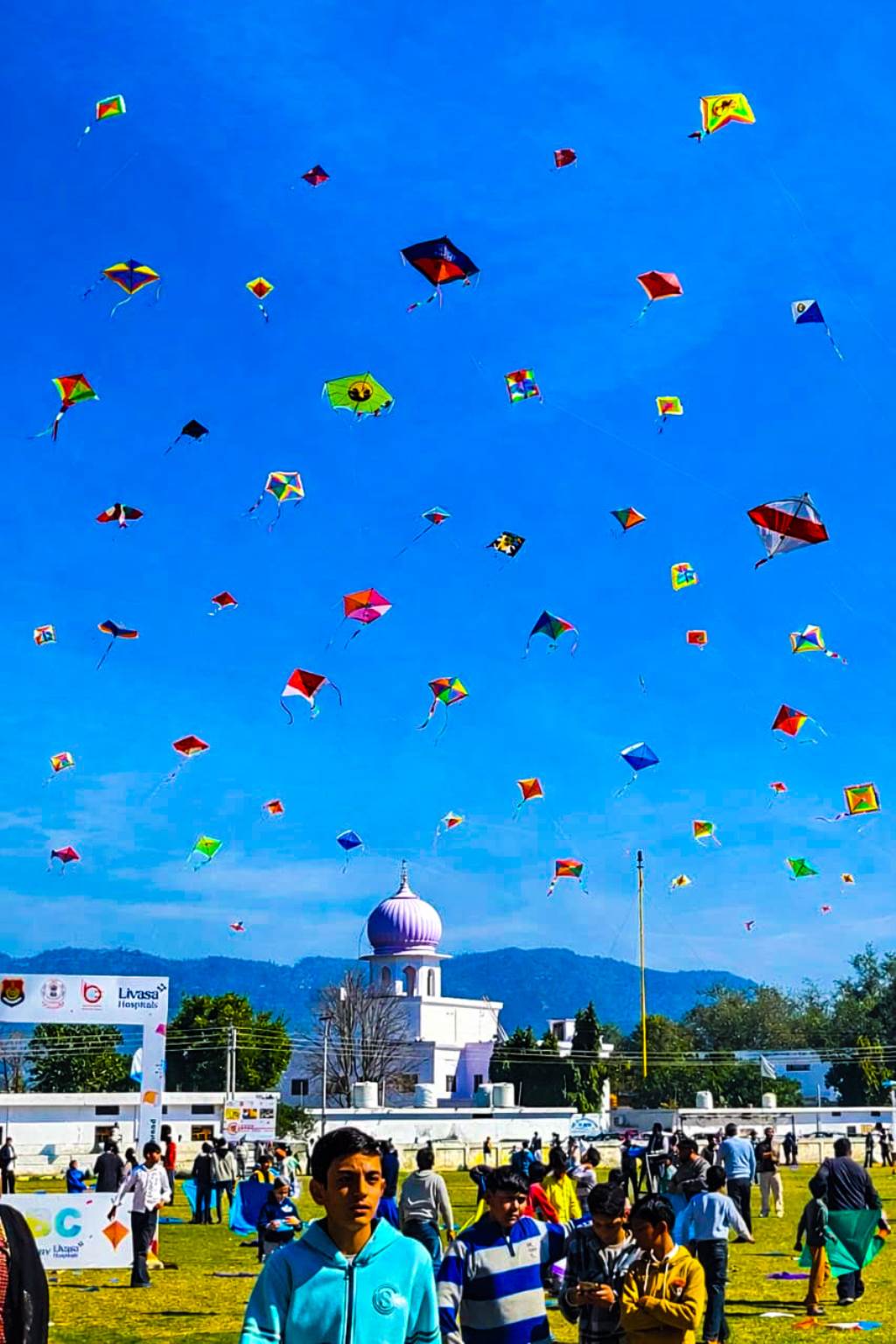 More than 1500 people participated in the Livasa Hospitalsponsored kite festival